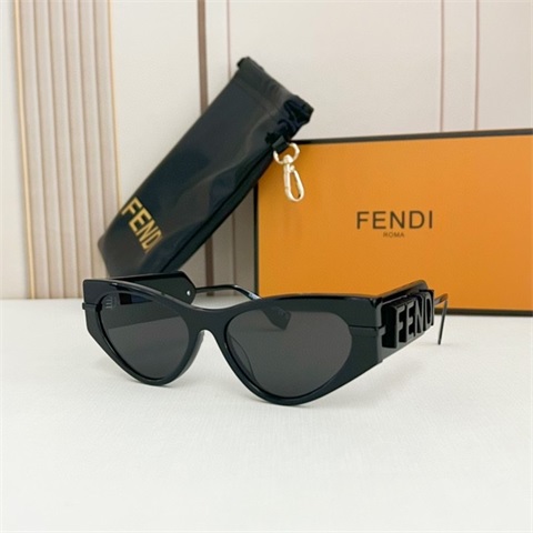 Fendi sunglass-520